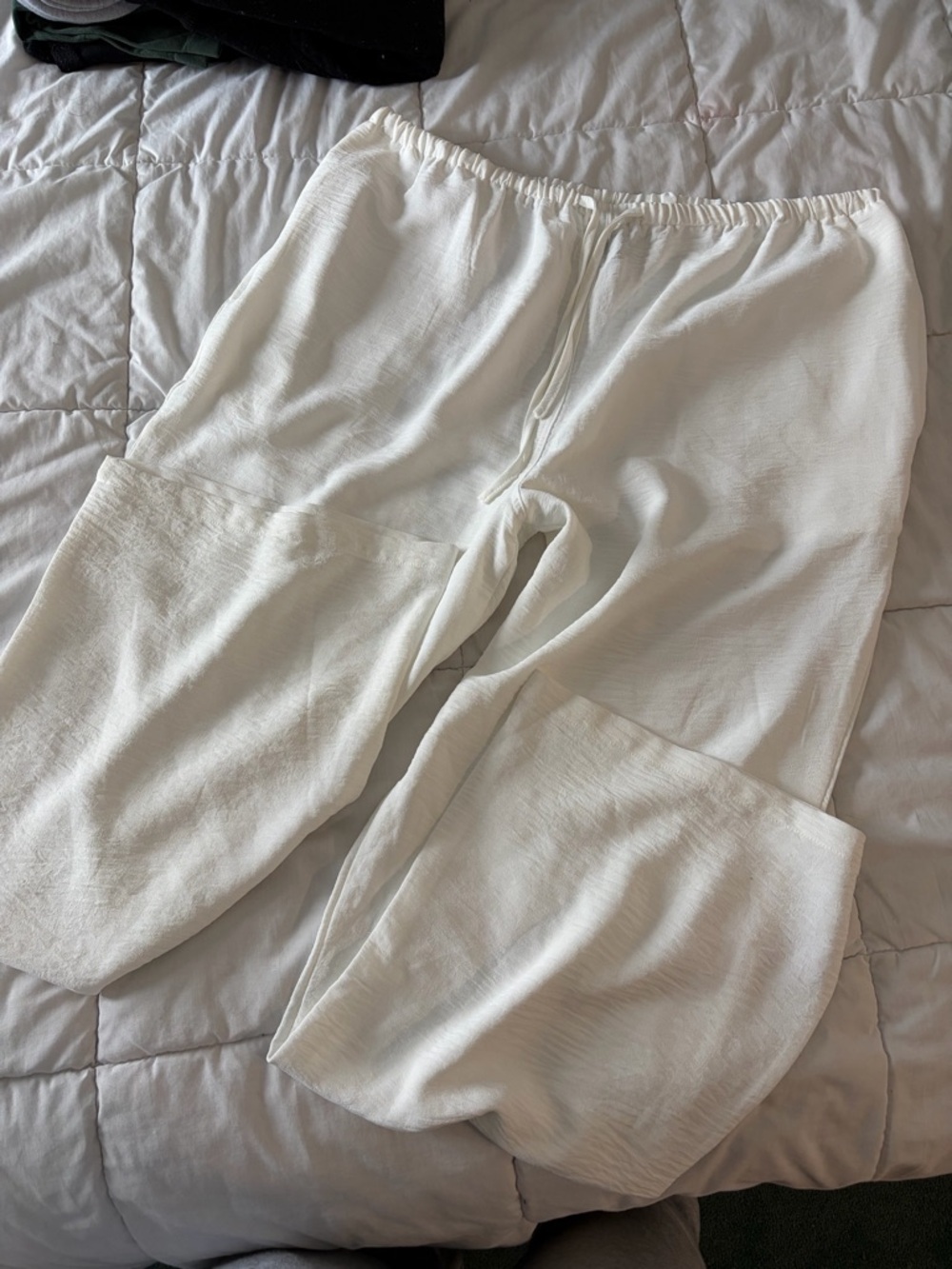 Urban Planet White Elastic-Waist Wide Leg Pants
